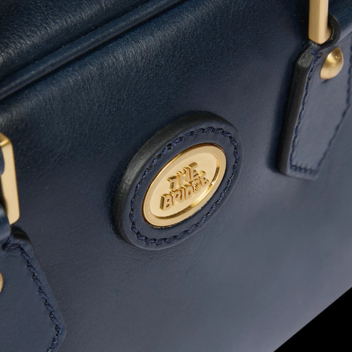 Bauletto in pelle con tracolla removibile