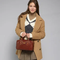 Bauletto in pelle con tracolla removibile