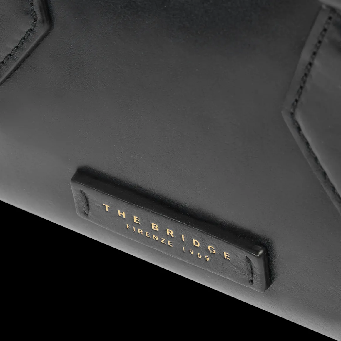 Borsa a mano in pelle con tracolla removibile