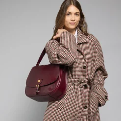 Borsa a spalla in pelle grande con patta frontale