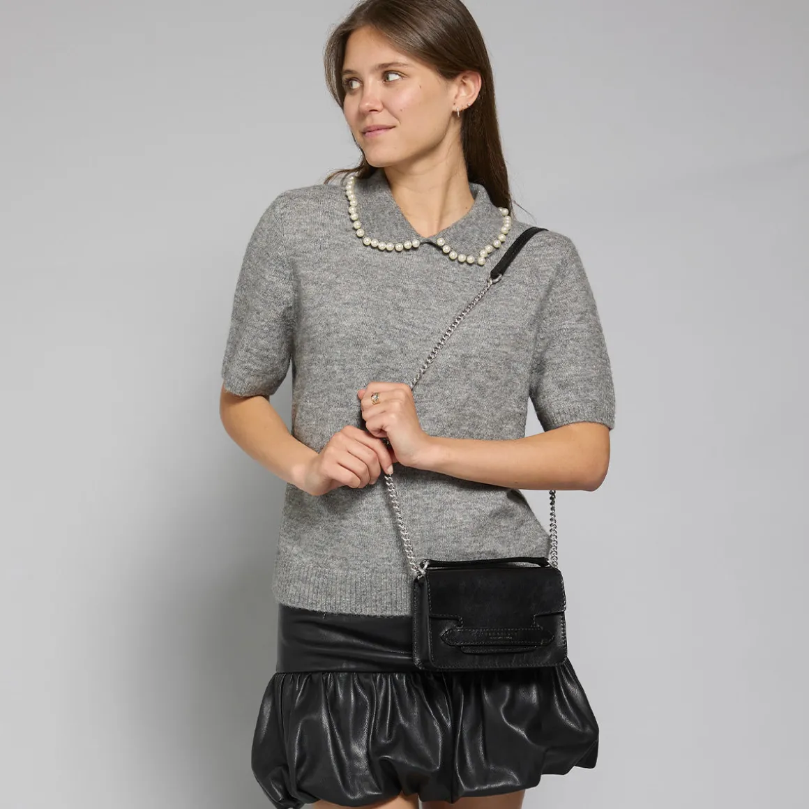 Borsa tracolla pelle con catena