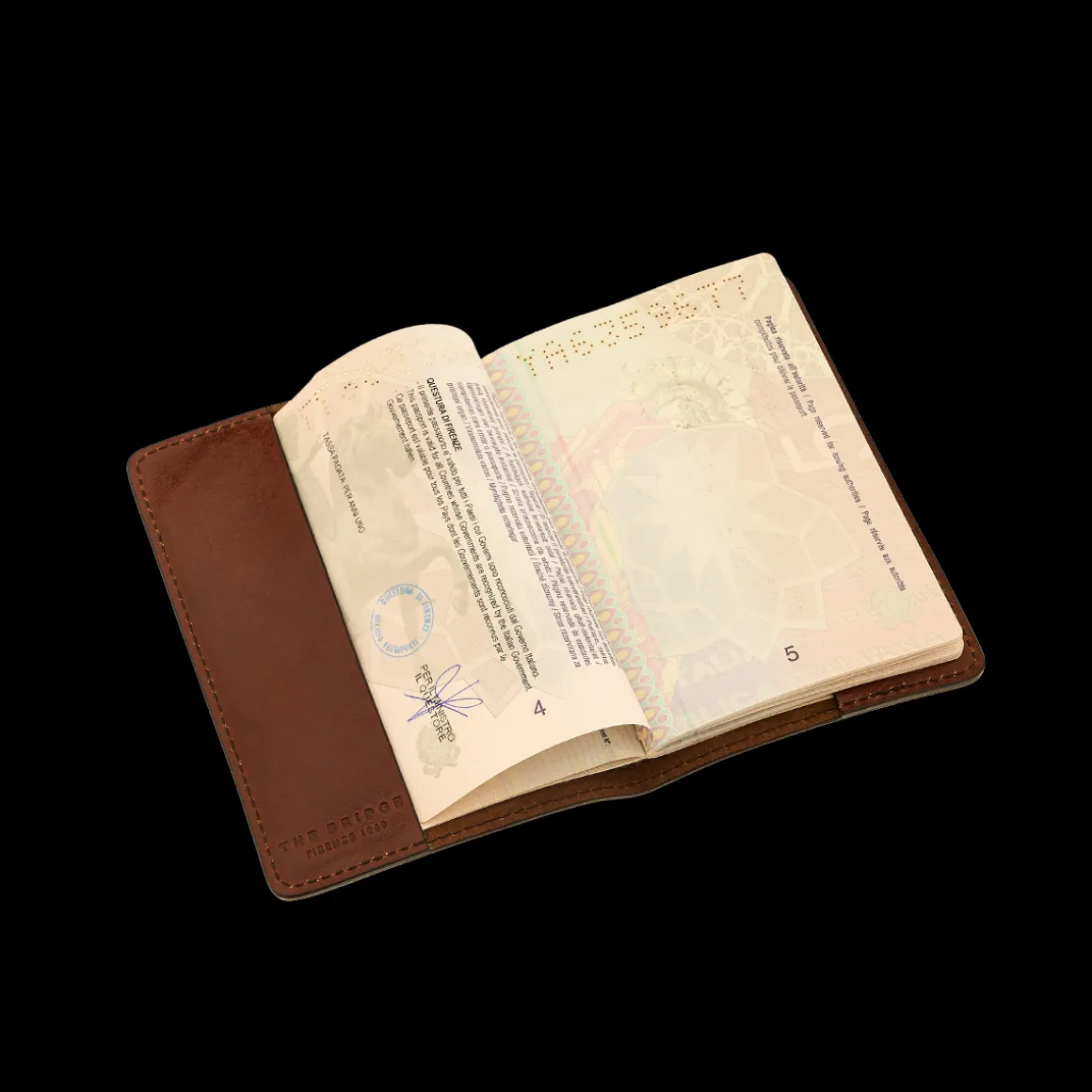 Porta passaporto in pelle